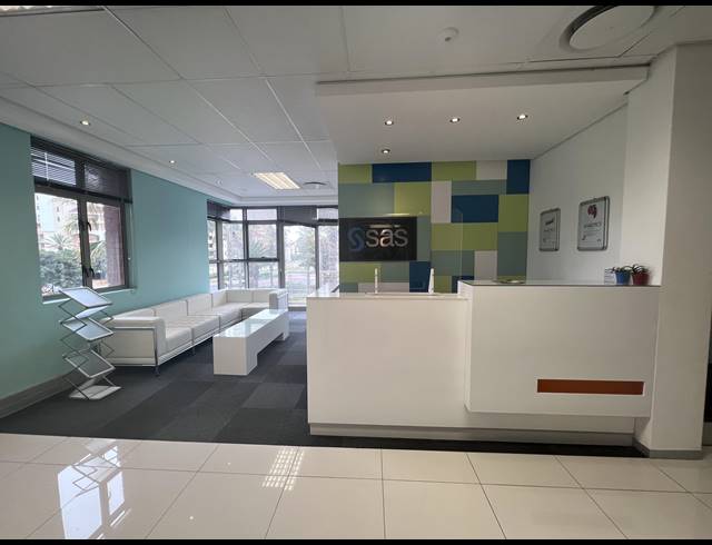 118M² OFFICE TO LET IN CENTURY CITY